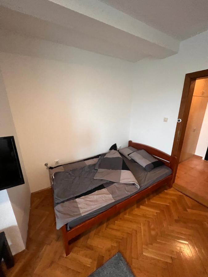 Stankela Apartment Нови-Сад Экстерьер фото